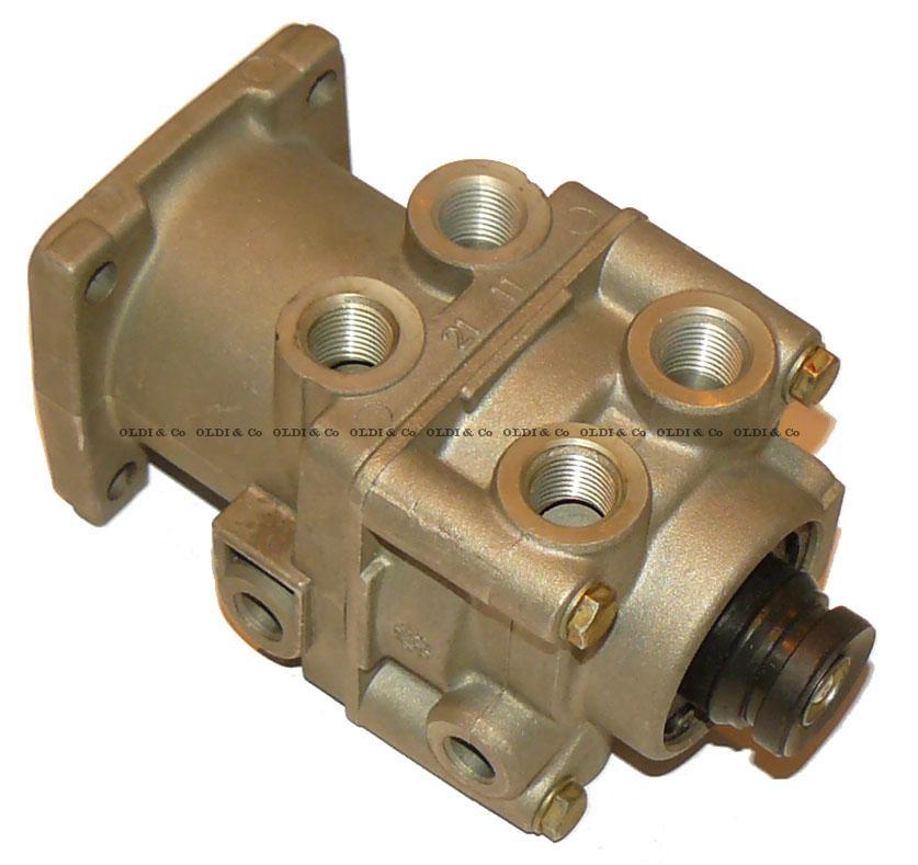 23.002.14039 Pneumatic system / valves → Main brake valve