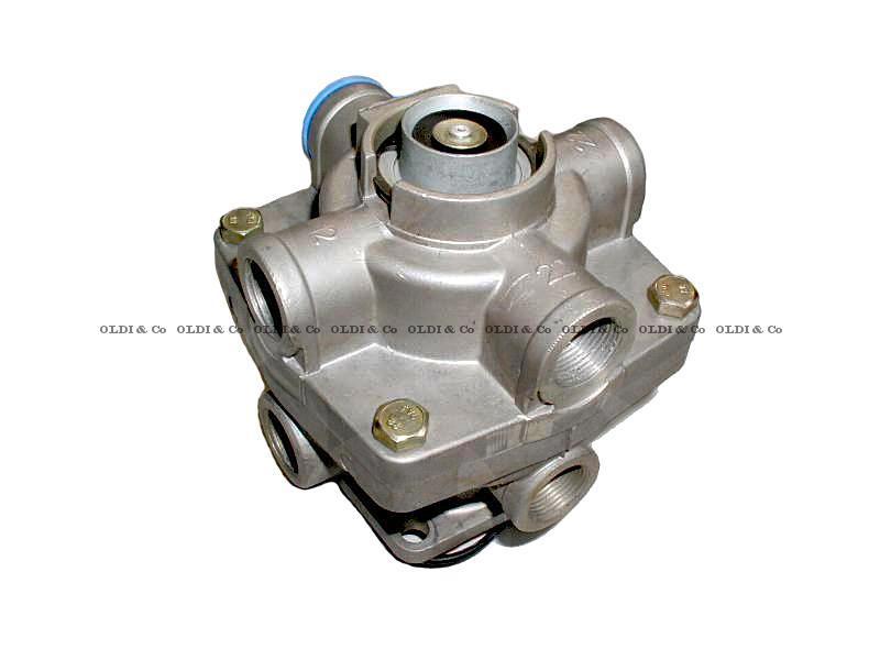 23.002.01671 Pneumatic system / valves → Main brake valve