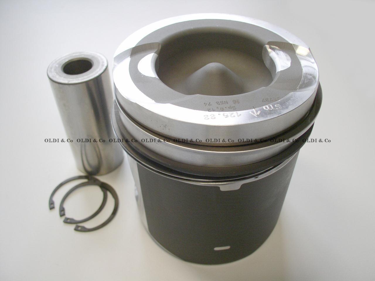 33.051.01953 Engine parts → Piston with rings