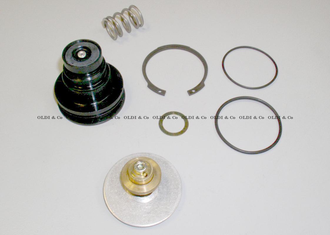 23.025.08137 Pneumatic system / valves → Air dryer repair kit