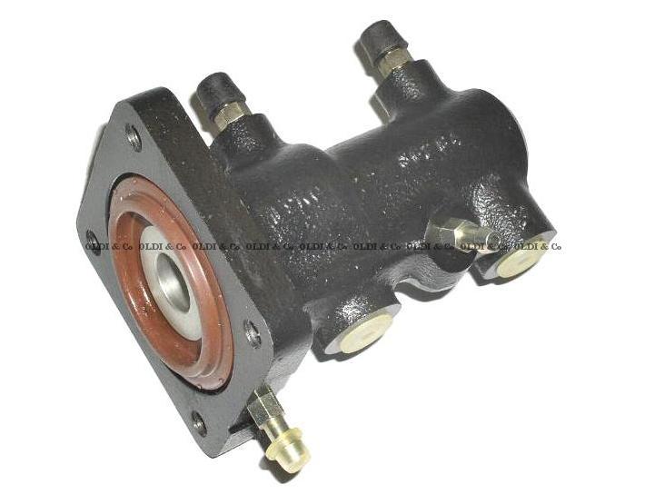 23.051.08705 Pneumatic system / valves → Hydraulic part of Main brake valve
