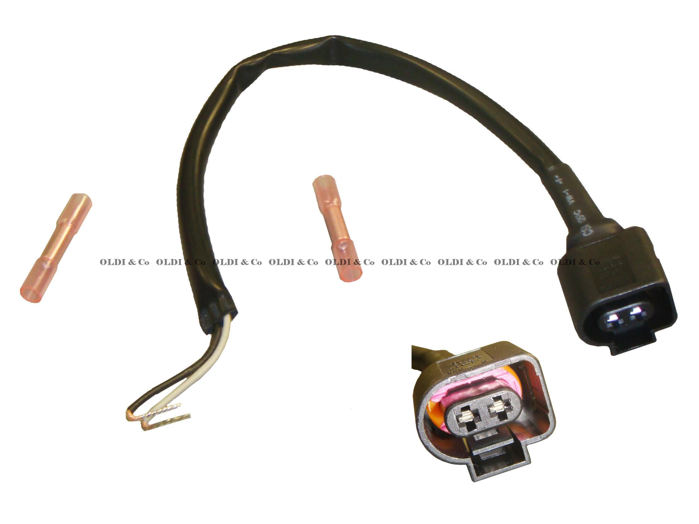 27.010.17688 / 
       
                          Фишка электр. (с кабелем)