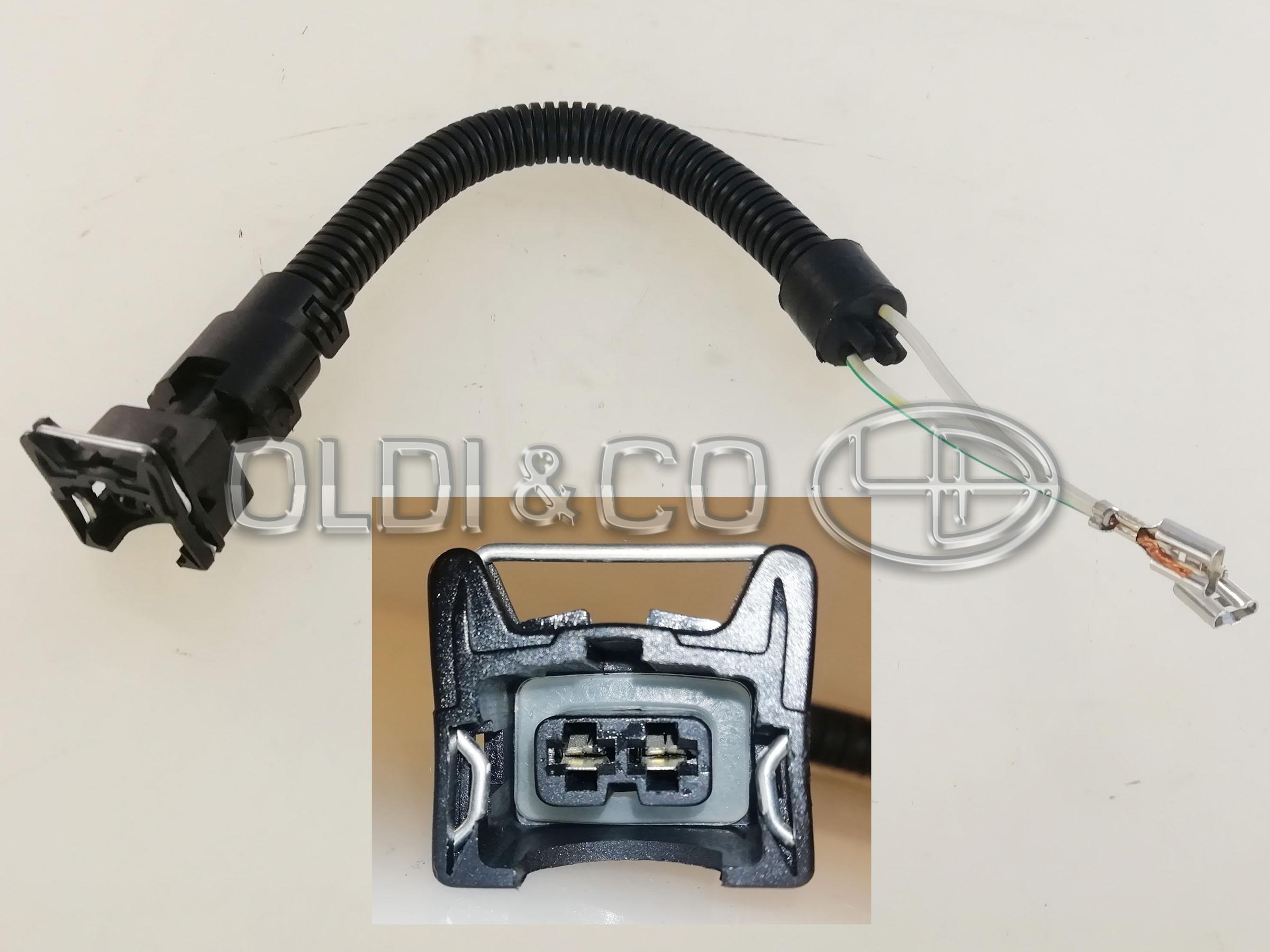 27.010.04979 / 
       
                          Connector with cable